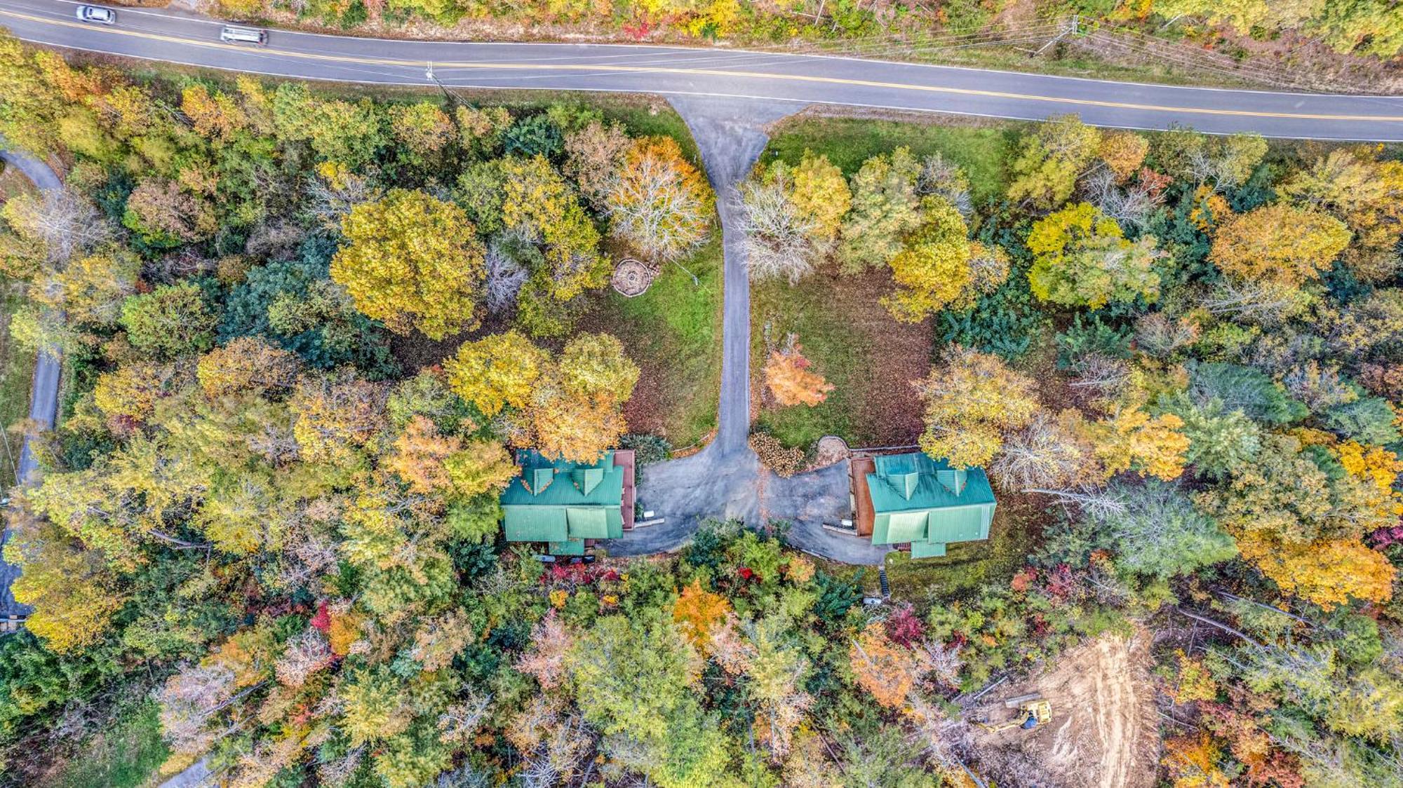 Relaxation Retreat - Pickleball Cabin - Wi-Fi, Fire Pit With Bar, Ev, Game Room, Hot Tub, Pool Access - Mins To Pf 세비어빌 외부 사진