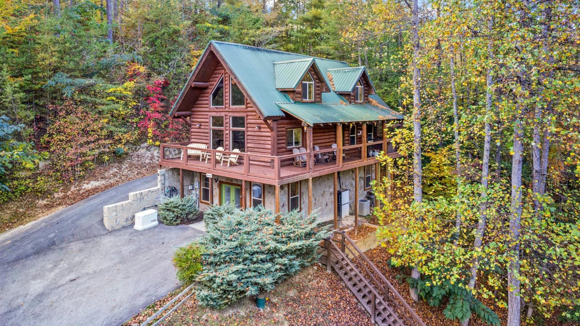 Relaxation Retreat - Pickleball Cabin - Wi-Fi, Fire Pit With Bar, Ev, Game Room, Hot Tub, Pool Access - Mins To Pf 세비어빌 외부 사진