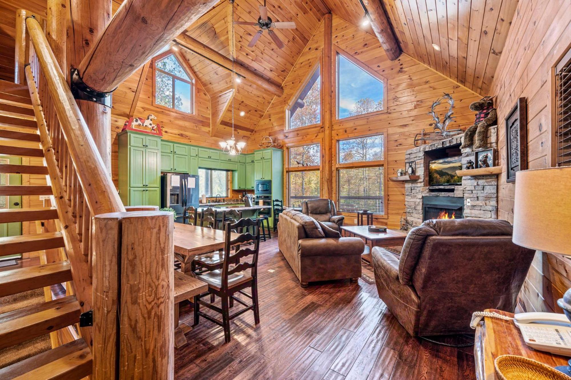 Relaxation Retreat - Pickleball Cabin - Wi-Fi, Fire Pit With Bar, Ev, Game Room, Hot Tub, Pool Access - Mins To Pf 세비어빌 외부 사진