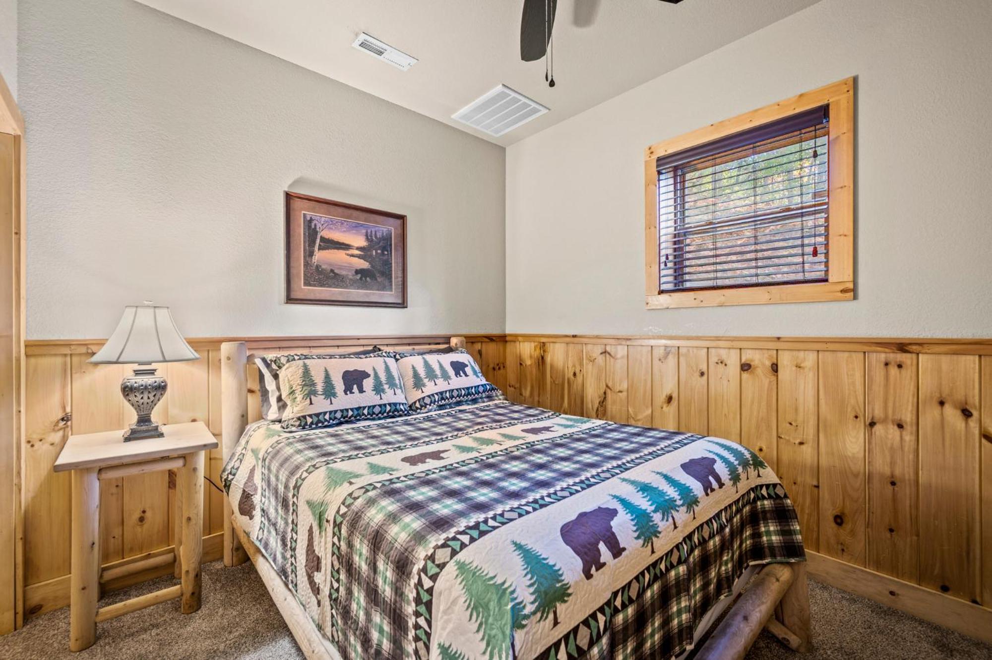 Relaxation Retreat - Pickleball Cabin - Wi-Fi, Fire Pit With Bar, Ev, Game Room, Hot Tub, Pool Access - Mins To Pf 세비어빌 외부 사진
